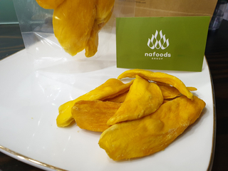 Soft dried mango sugarless in Vietnam